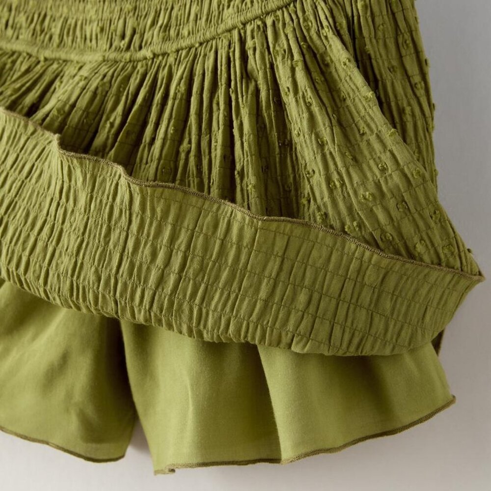 Mesh Skirt - Picture 2 of 3